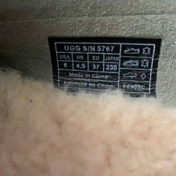 UGG loafers - Picture 7 of 7